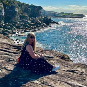 Meet your Posher, Dana